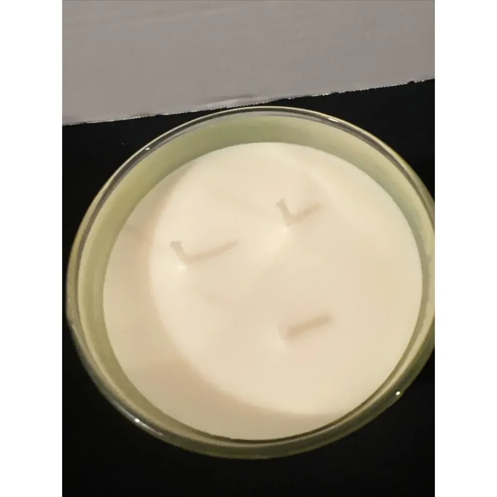 Bath & Body Works ~ Scented 3 Wick Candle 14.5 oz ~ Mahogany Coconut